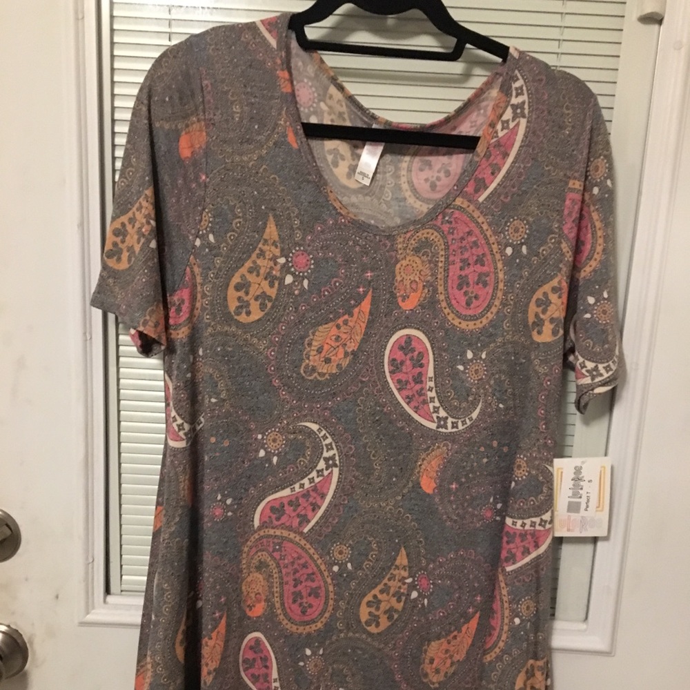 Small NAWT lularoe perfect tee
